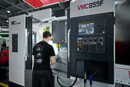 Вертикальный обрабатывающий фрезерный центр VMC-1160S — фото 5